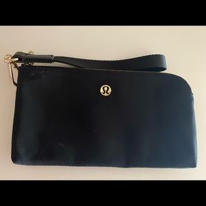 Lululemon Now and always pouch